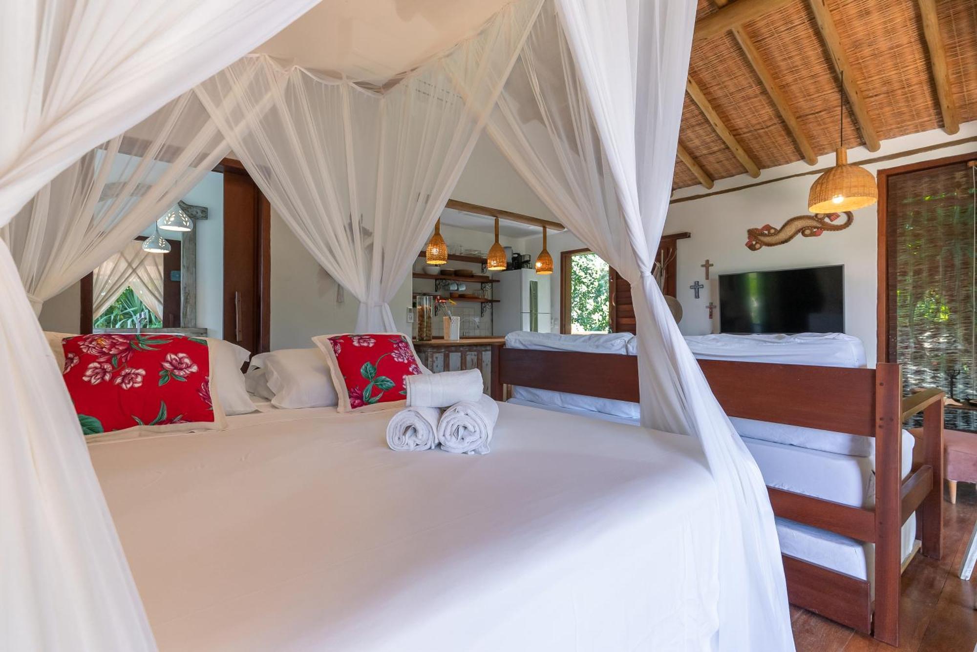 Bangalo Bromelia - Flores Holiday home *